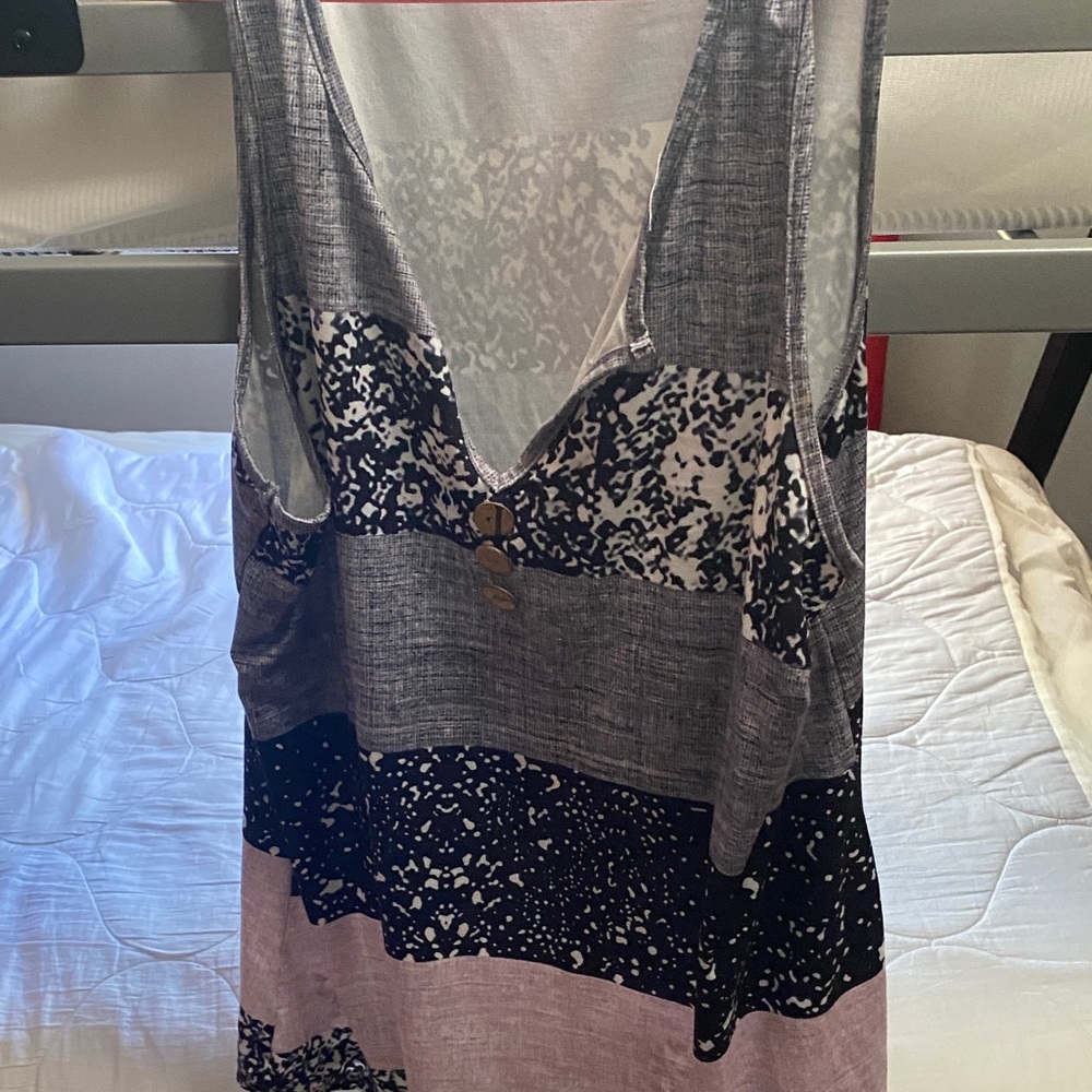 SHEIN Gray and Black Patterned Tank Top